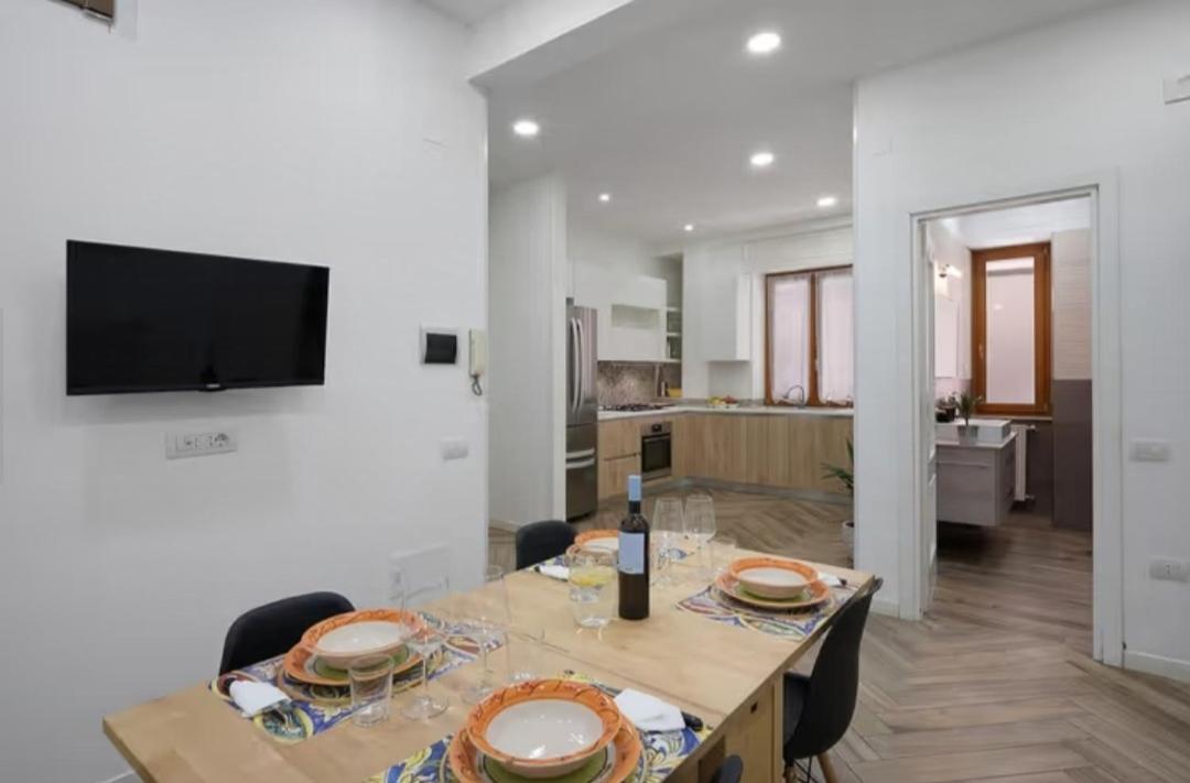 Апартаменты Salifornia Casa Vacanze Салерно Экстерьер фото